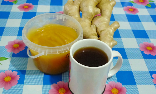 Что будет если добавлять мёд в горячий чай: канцероген в кружке обеспечен?